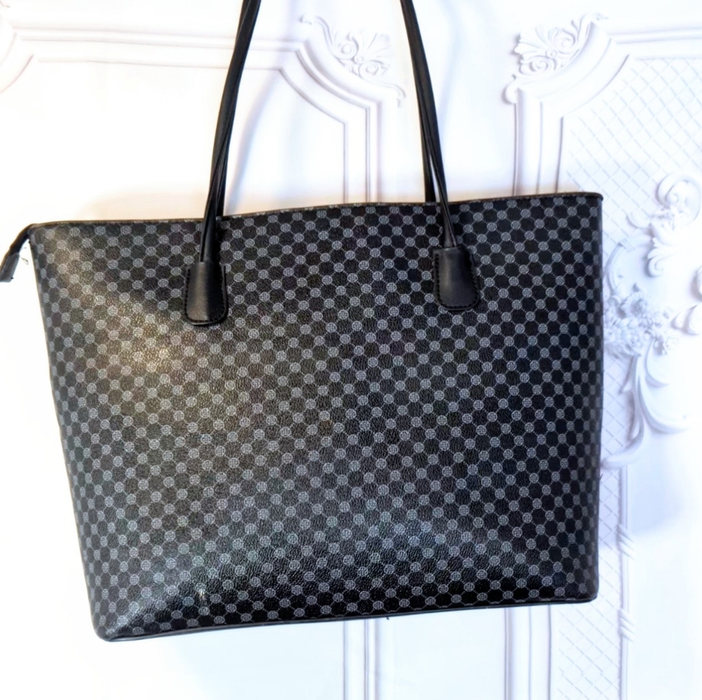Sold - Tote - Picture 2 of 3